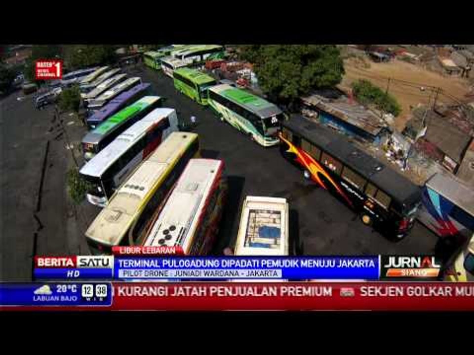 Drone Report: Bus dari Jawa Timur Padati Termin...