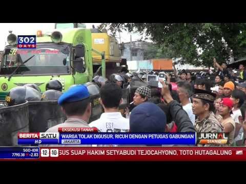 Warga Tolak Digusur Ricuh Dengan Petugas Gabungan