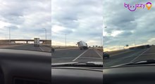 Un semi-remorque se fait renverser par des vents traitres de 80km/h