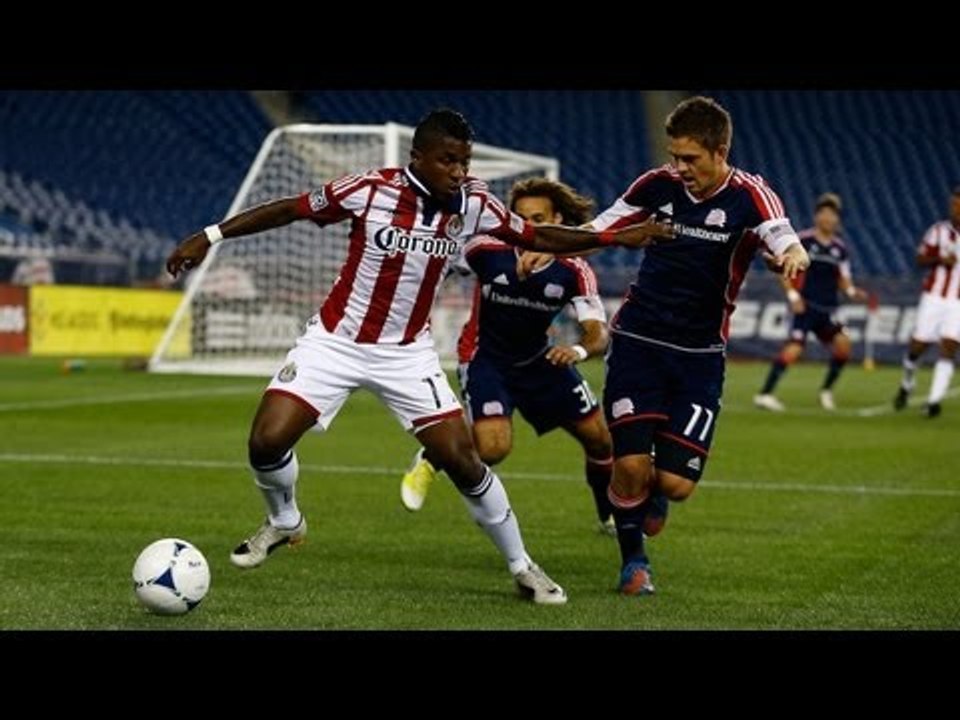 HIGHLIGHTS: New England Revolution vs Chivas USA, August 29, 2012