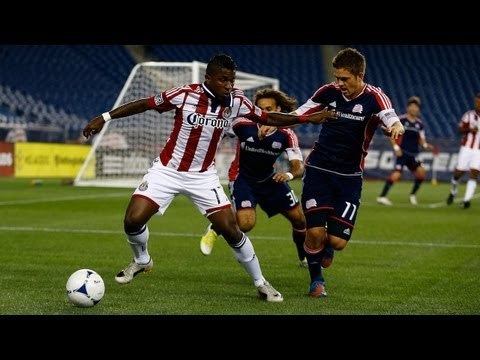 HIGHLIGHTS: New England Revolution vs Chivas USA, August 29, 2012