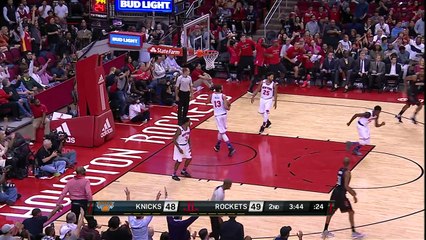 Harden Crosses Defender, Hits 3, Shimmies and Ignites Crowd _ 12.31.16-RFAVn-NEzdo