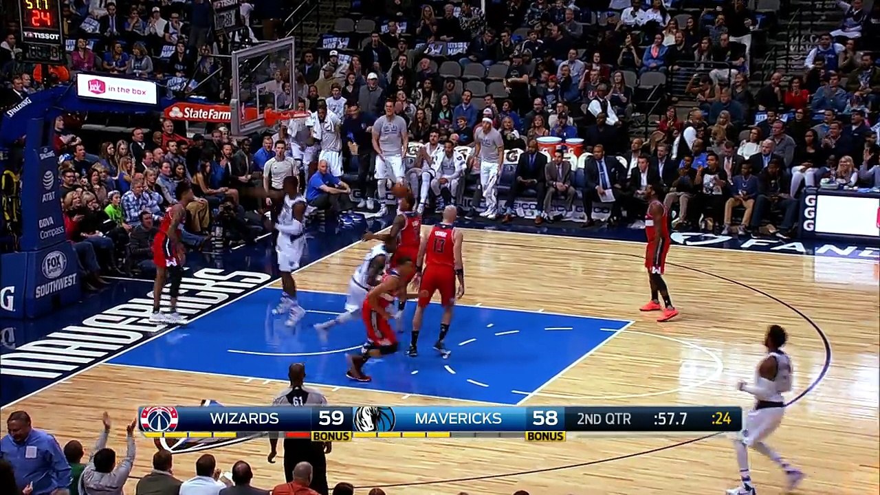 Harrison Barnes Throws It Down vs Wizards _ 01.03.17-FH2tUyb6pR4