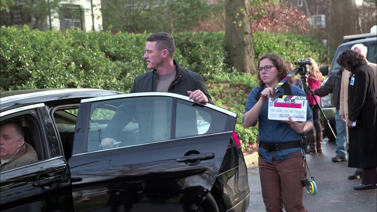 The Girl on the Train - Luke & Edgar - Own it Now on Digital HD & 117 on Blu-rayDVD [Full HD,1920x1080p]