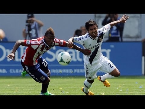 HIGHLIGHTS: LA Galaxy vs Chivas USA | March 17, 2013