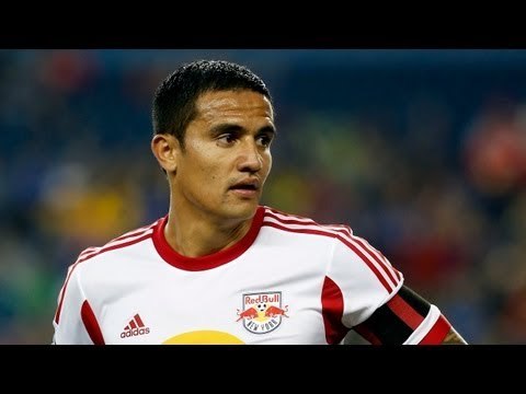 GOAL: Tim Cahill winner late off Juninho free kick | New York Red Bulls vs LA Galaxy