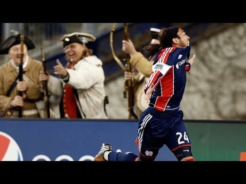 GOAL: Nguyen slots home the rebound | New England Revolution vs. Philadelphia Union