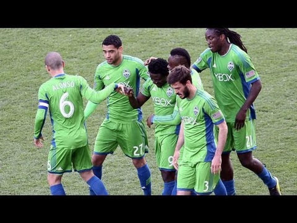 GOAL: Obafemi Martins finishes inside the box | Seattle Sounders FC vs San Jose Earthquakes