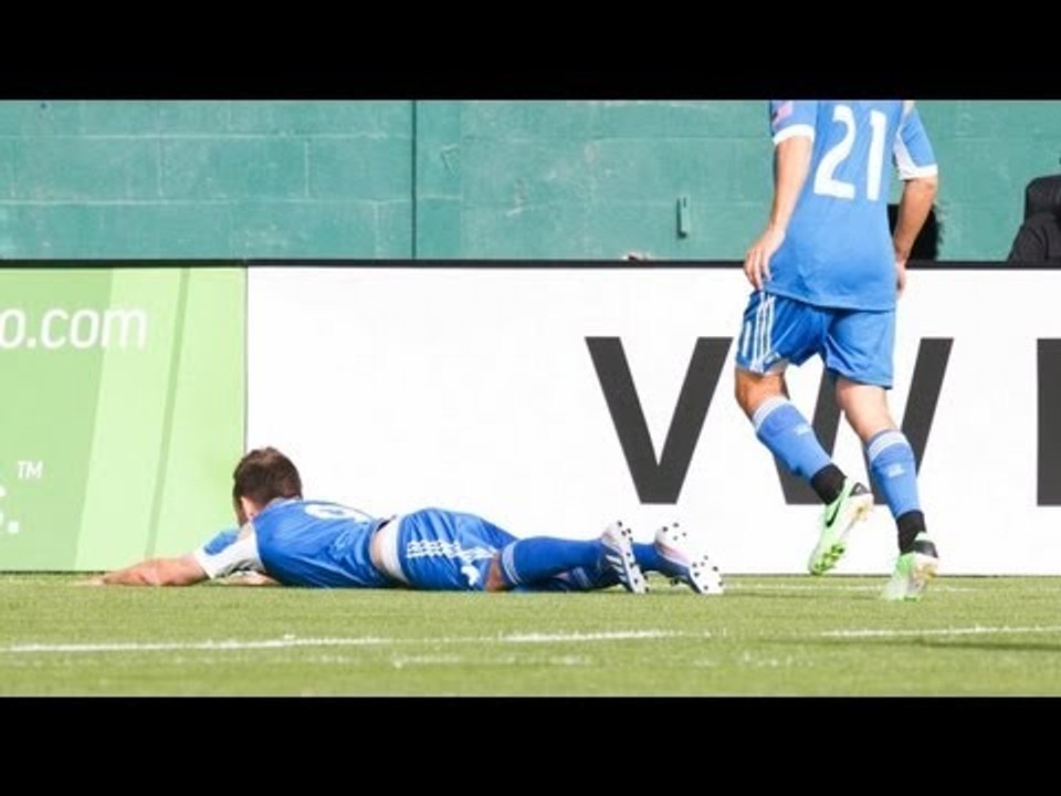 GOAL: Jack McInerney pounces early