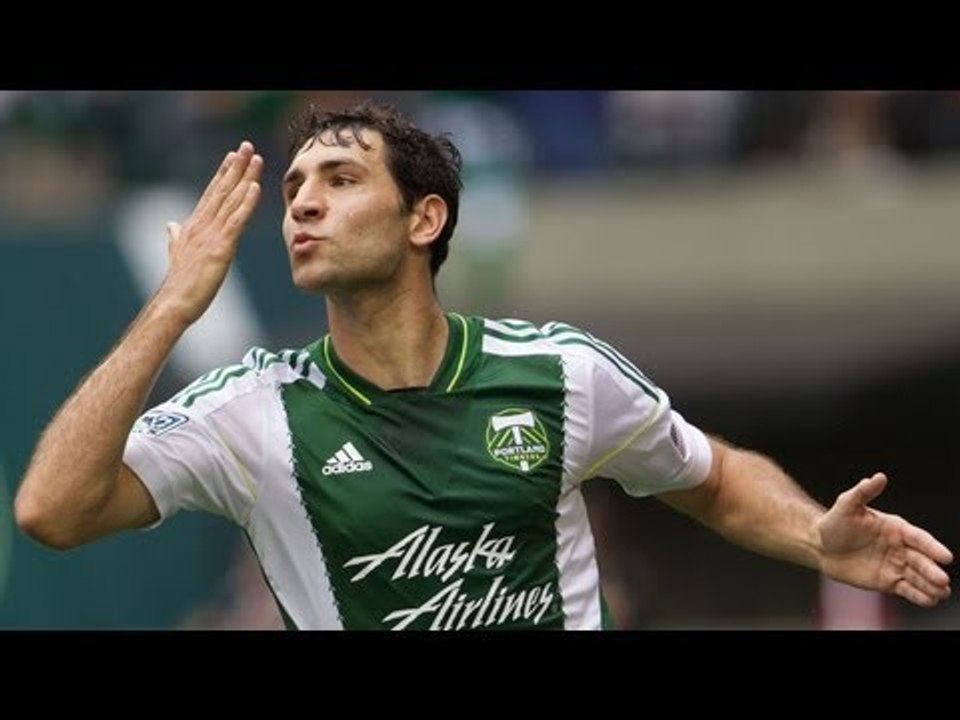 GOAL: Valeri off the post and in | Chicago Fire vs Portland Timbers
