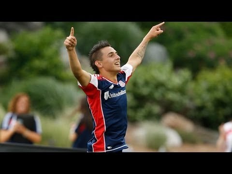 GOAL: Fagundez finishes 1-2 with Rowe | NE Revolution vs LA Galaxy