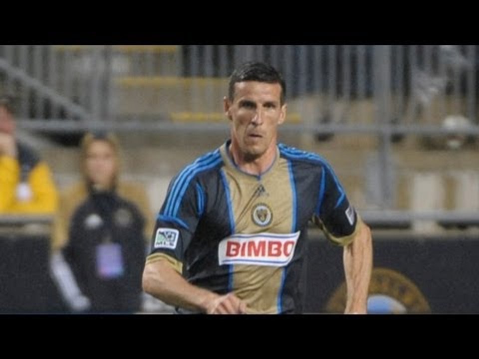 GOAL: Le Toux strikes from the top of the box | Montreal Impact vs. Philadelphia Union