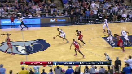 Jarell Martin Energizes the Memphis Crowd with the Big Putback Dunk _ 12.23.16-vaeVnwt1vjU