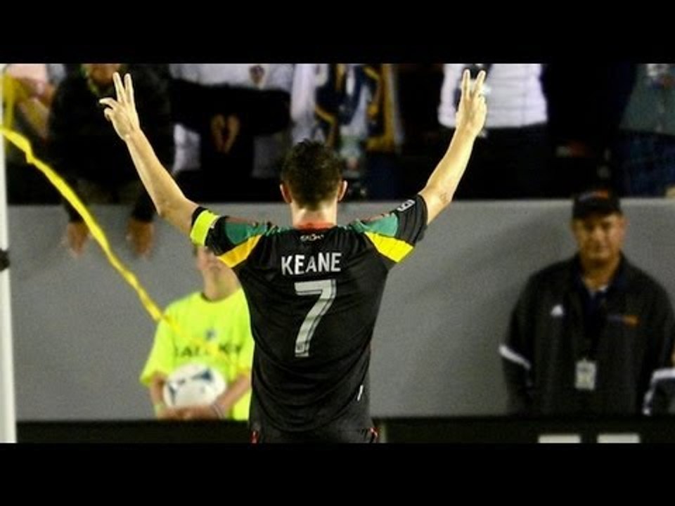 GOAL: Robbie Keane finishes the hat trick with chip | LA Galaxy vs Real Salt Lake August 17, 2013