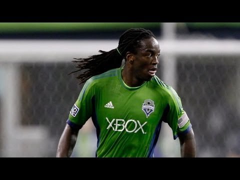 GOAL: Shalrie Joseph bounces header in | Houston Dynamo vs Seattle Sounders FC