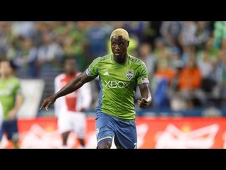 GOAL: Eddie Johnson thumps in the header | LA Galaxy vs Seattle Sounders