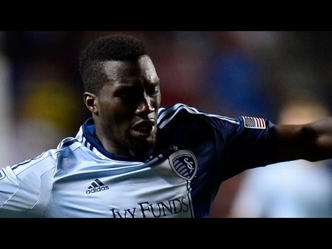 GOAL: CJ Sapong with a spectacular diving header | Toronto FC vs. Sporting Kansas City