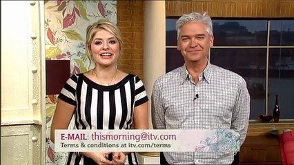Holly Willoughby and Philip Schofiled on This Morning  Funny Moments  25th Jan