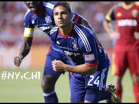 GOAL: Quincy Amarikwa heads home a corner for the Fire | New York Red Bulls vs. Chicago Fire