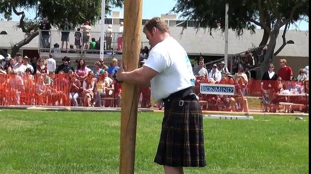 5 -Porter d'épouses, combat d'orteils, dix sports aussi insolites qu’intrigants