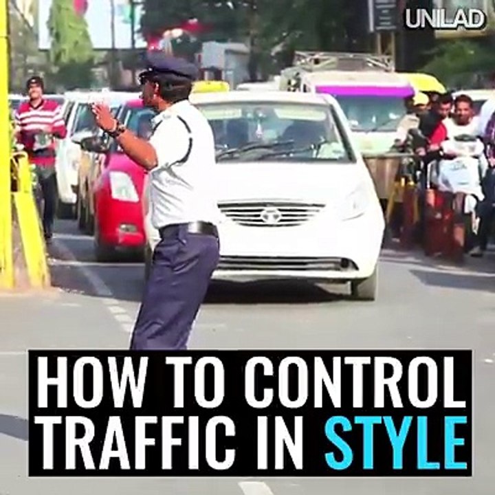 funny way to control the traffic must watch