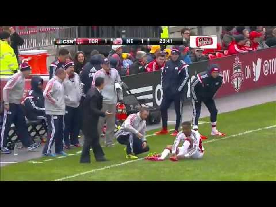 GOAL: Patrick Mullins opens his MLS account with a screamer | Toronto FC vs. New England Revolution