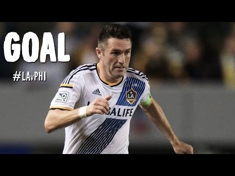 GOAL: Robbie Keane snaps a goal through MacMath's legs | | LA Galaxy vs. Philadelphia Union