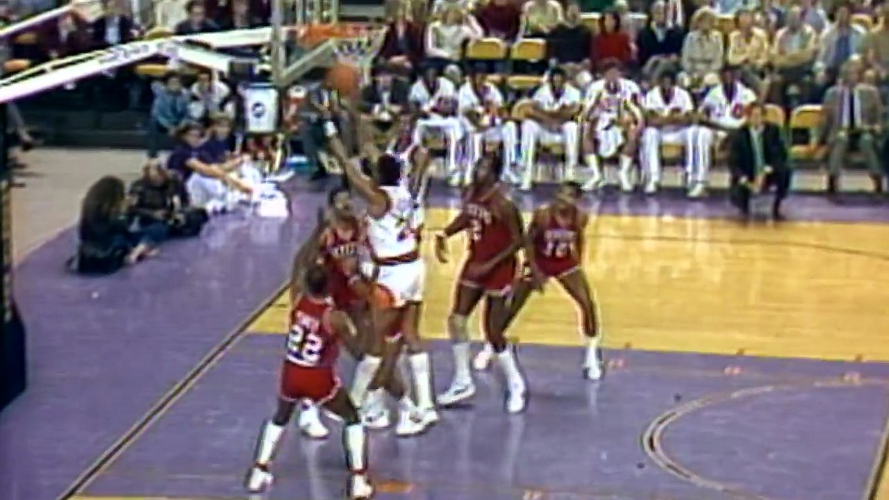 Larry Nance Sr. And Jr. Dunk Fest - Like Father Like Son-YdqAdVsTgIY