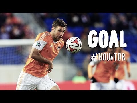 GOAL: Will Bruin finishes off a bad back pass | Houston Dynamo vs Toronto FC