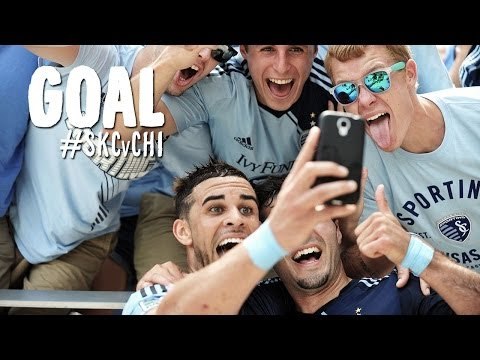 GOAL: Dom Dwyer dispossesses Ianni and slots it home | Sporting Kansas City vs. Chicago Fire