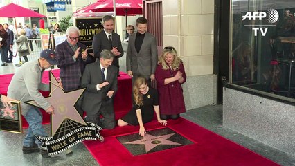 آيمي أدامز تدشن نجمتها على رصيف الفن في هوليوود