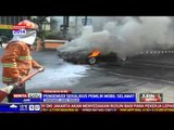 Mobil Terbakar di Tengah Lalu Lintas Padat