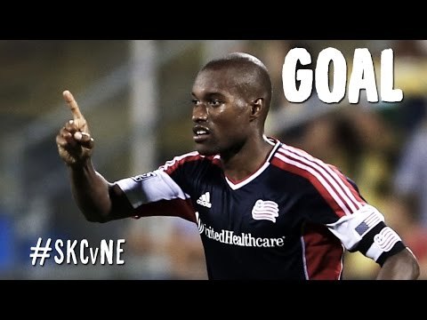 GOAL: Jose Goncalves cracks in a nice ball | Sporting Kansas City vs. New England Revolution