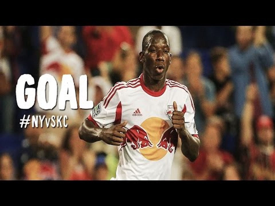 GOAL: Bradley Wright-Phillips pumps in the penalty kick | N.Y. Red Bulls vs. Sporting Kansas City