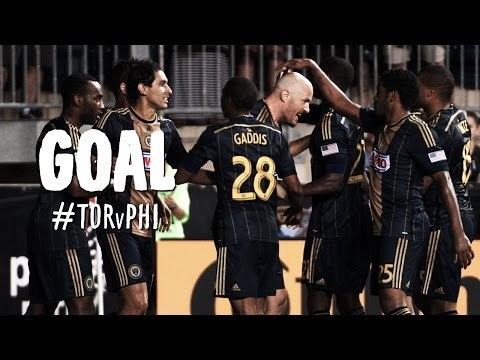 GOAL: Conor Casey with a clinical header | Toronto FC vs. Philadelphia Union