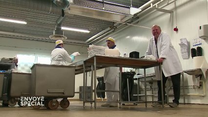 Les blagues racistes d'un directeur de centres suédois pour migrants