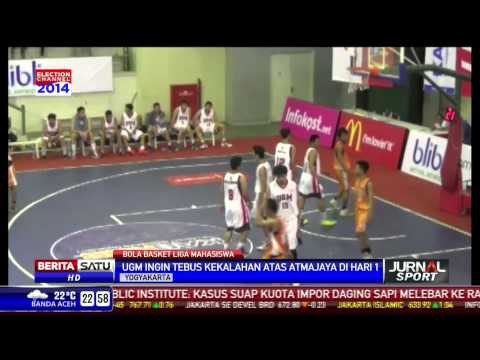 Tim Basket Putra UGM Cukur Habis Sanata Dharma