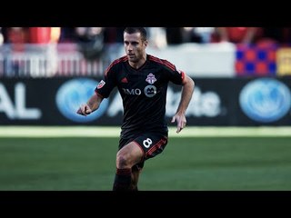 GOAL: Benoit Cheyrou finishes off a Giovinco cross | Chicago Fire vs. Toronto FC