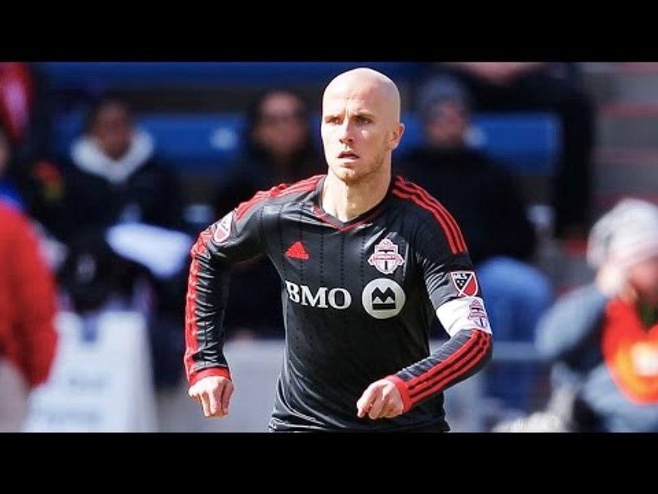 GOAL: Brilliant solo run by Michael Bradley gives life to Toronto | NE Revolution vs. Toronto FC