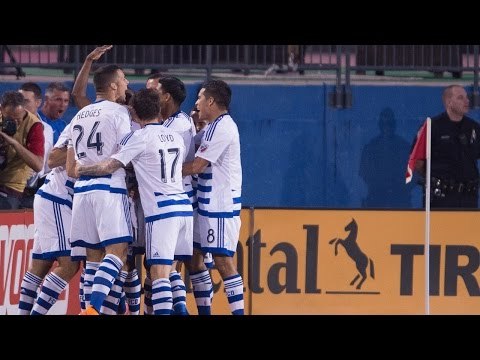 GOAL: Ryan Hollingshead smokes a sizzler past Tyler Deric | Houston Dynamo vs. FC Dallas