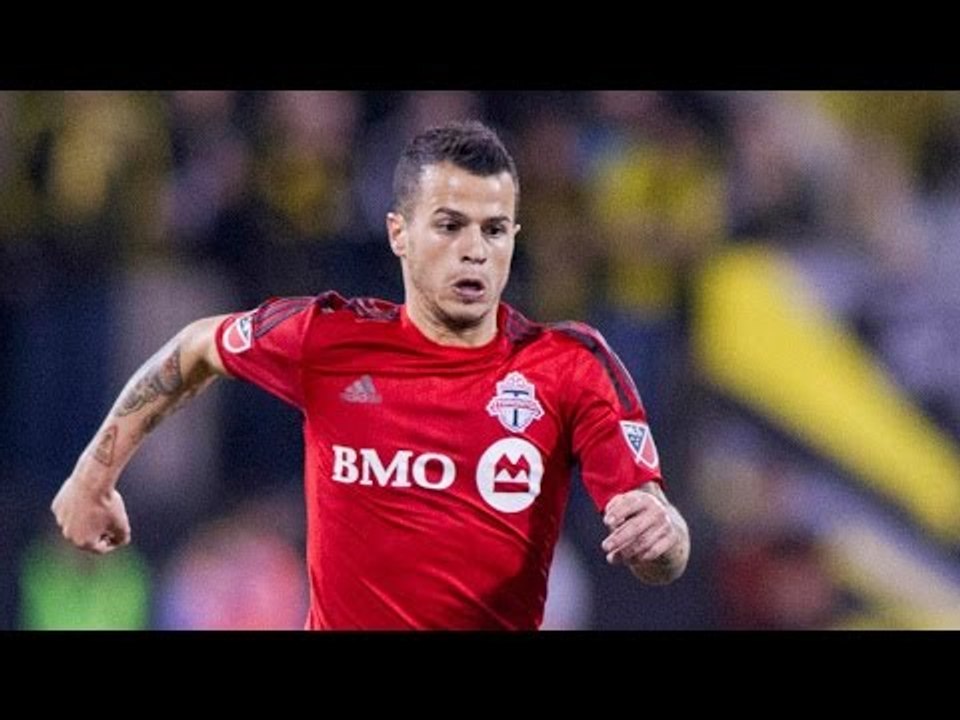 GOAL: Sebastian Giovinco curls in a world class free kick | Philadelphia Union vs Toronto FC