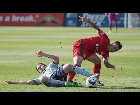 HIGHLIGHTS: Toronto FC vs. Sporting Kansas City | August 8, 2015