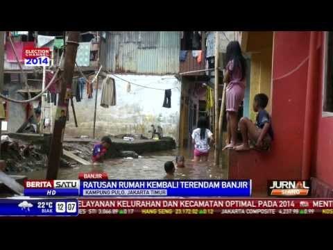 Terbiasa Kebanjiran, Warga Kampung Pulo Beraktivitas Normal