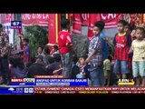 Warga Tionghoa Bagi-bagi Angpao untuk Korban Banjir