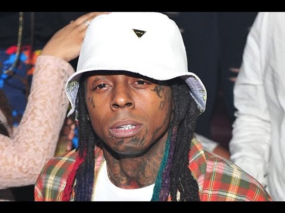 Lil Wayne Yells “F*ck Cash Money” At Concert