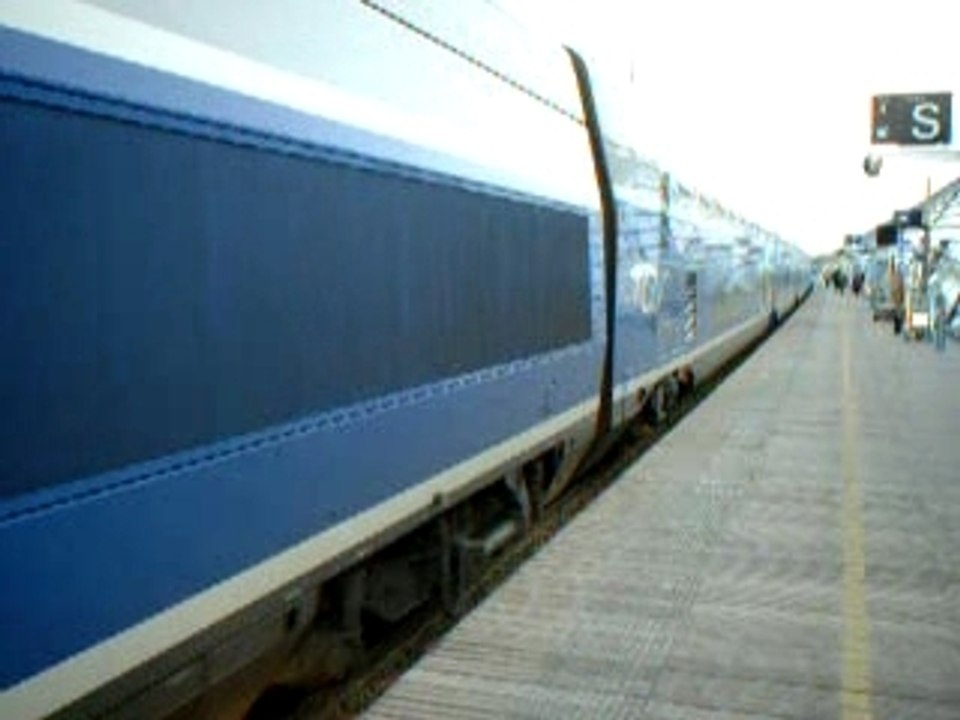 DEPART TVG DUPLEX GARE AVIGNON TGV