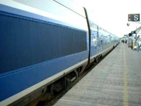 DEPART TVG DUPLEX GARE AVIGNON TGV