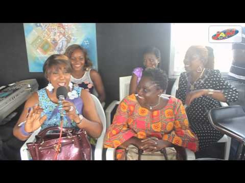 LE MEILLEUR DU 6 10  LE JEU DU MENTURIER AVEC LES MAMANS