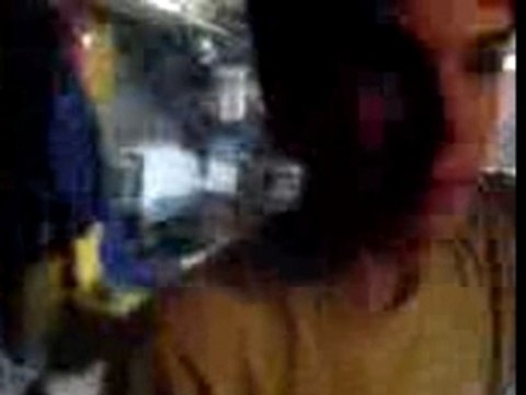 Hey ! Tac tac, une deux trois, on te déshabille en deux six