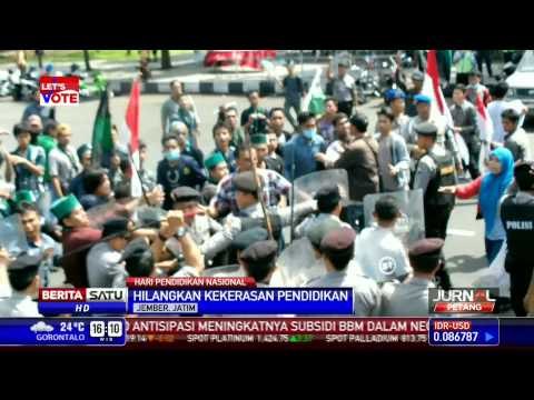 Hardiknas, Mahasiswa di Jember Pertanyakan Angka Buta Huruf